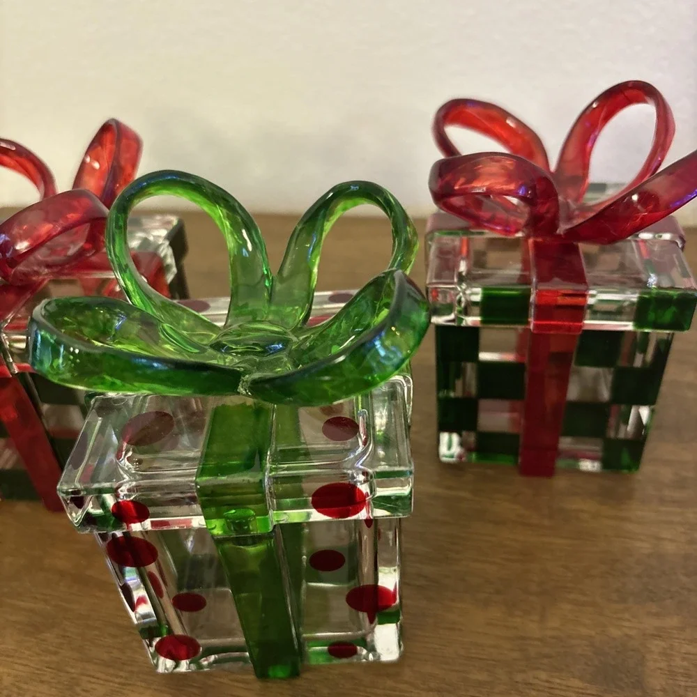 Vintage Acrylic Gift Box Trinket Holder With Magnetic Lid 3